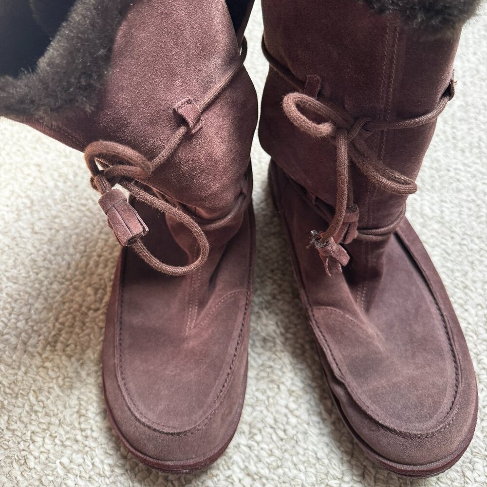 Camper boots plum purple lace-up with faux sherling